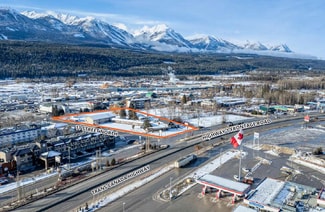 Plus de détails pour 1105 Trans Canada Hwy W, Golden, BC - Terrain à vendre