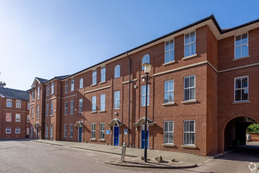 10 - 11 St James Court, Friar Gate, Derby à louer - Photo de l’immeuble – Image 2 sur 3