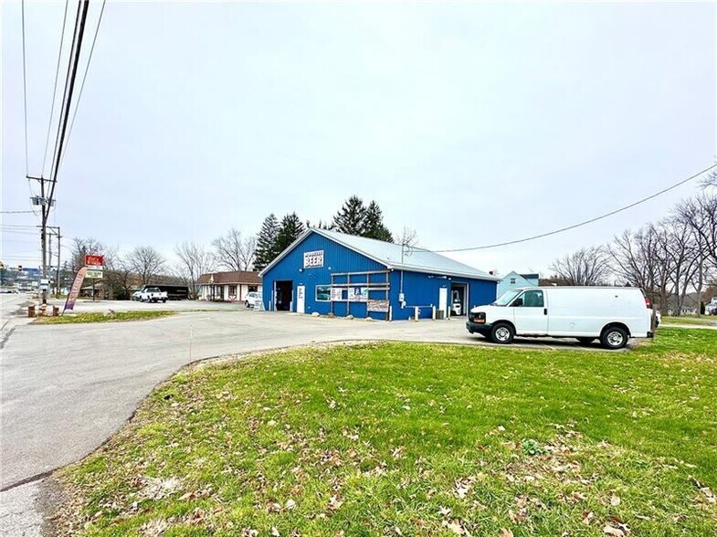 1814 W State St, New Castle, PA à vendre - Photo de l’immeuble – Image 2 sur 31