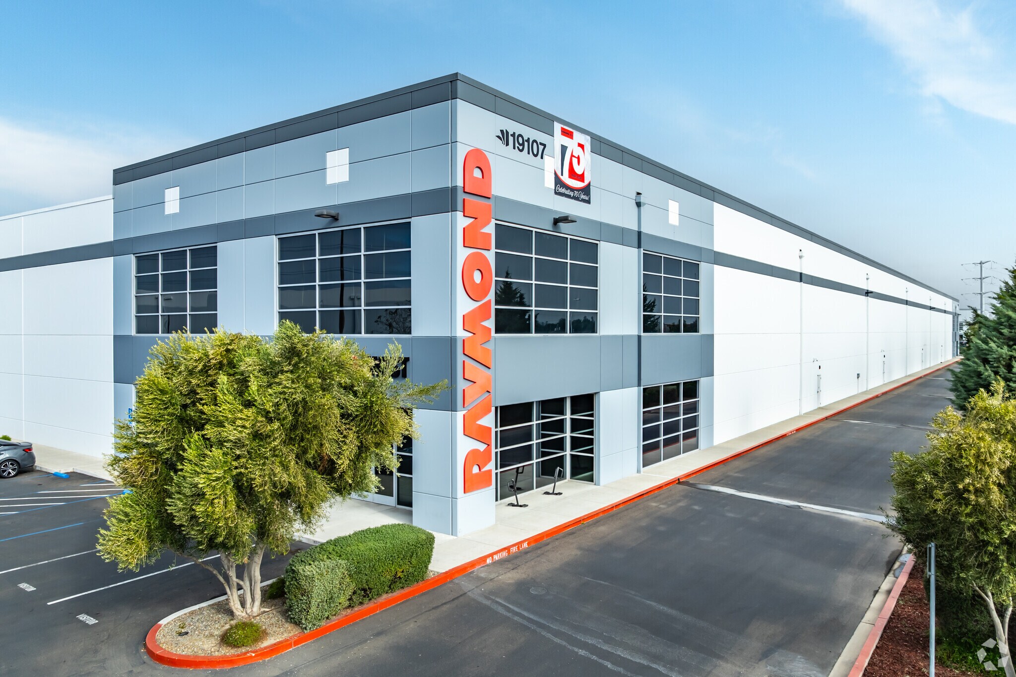 19107 Christopher Way, Lathrop, CA à louer Photo principale– Image 1 sur 6