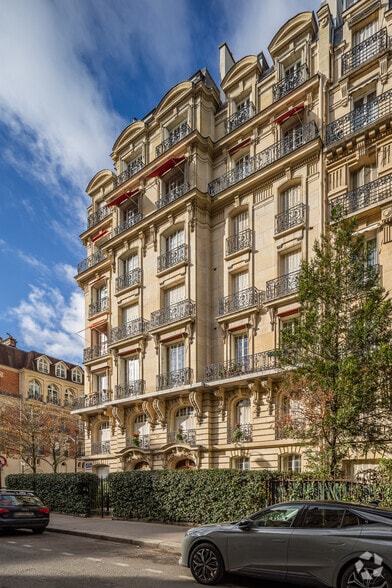 4 Rue Du Maréchal Harispe, Paris à louer - Photo de l’immeuble – Image 2 sur 6