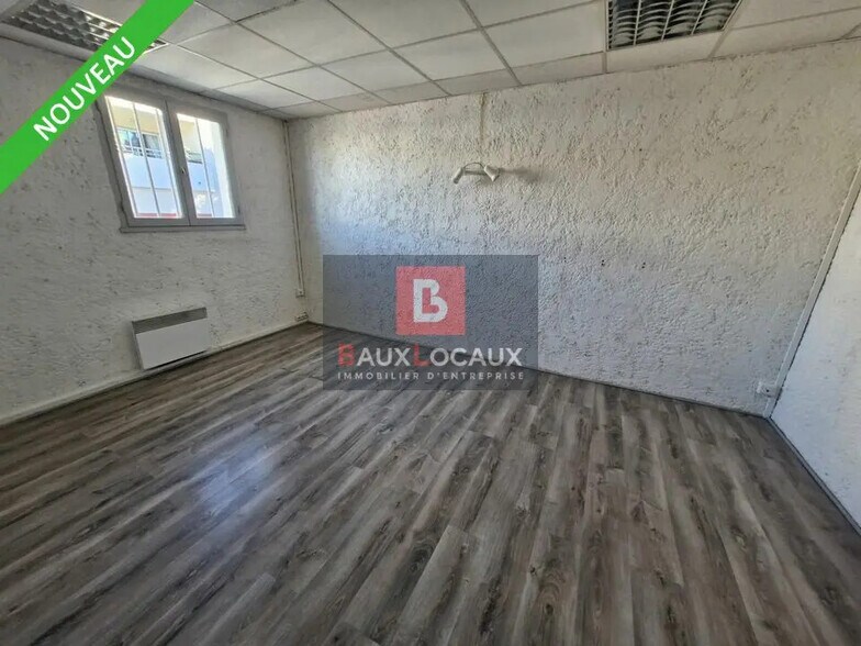 Bureau dans Venelles à louer - Photo de l’immeuble – Image 2 sur 17