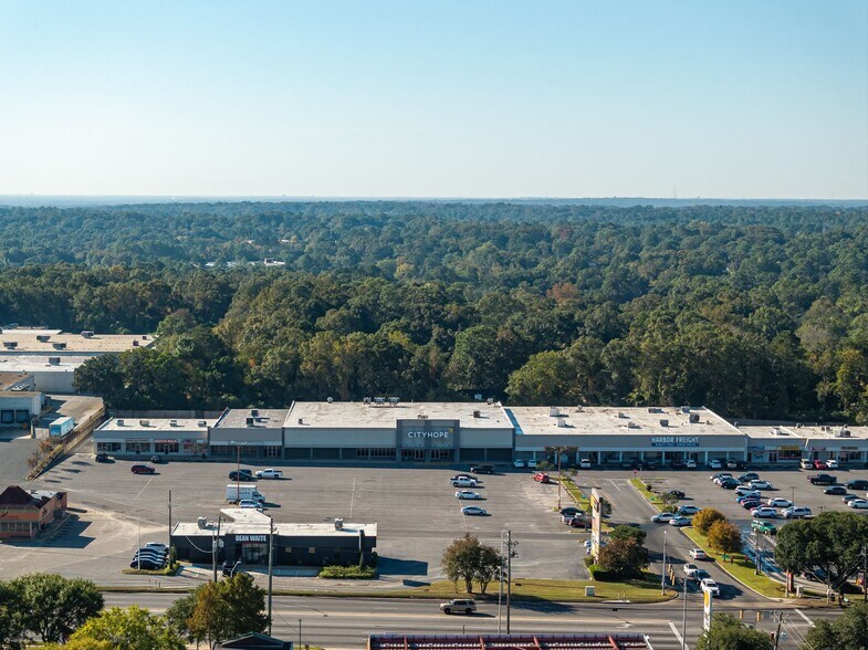 4693 Airport Blvd, Mobile, AL à louer - Photo de l’immeuble – Image 1 sur 3