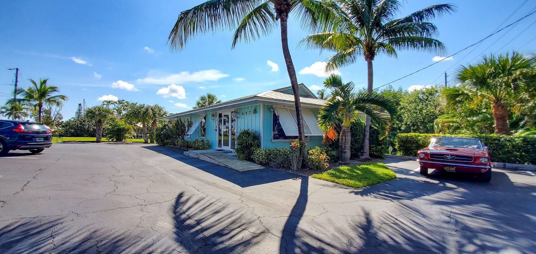 4575 SE Dixie Hwy, Stuart, FL à vendre Photo de l’immeuble– Image 1 sur 21