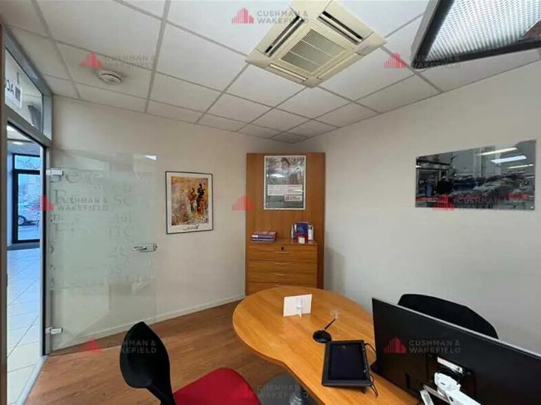 Bureau dans Chalon-sur-Saône à louer - Photo de l’immeuble – Image 2 sur 4