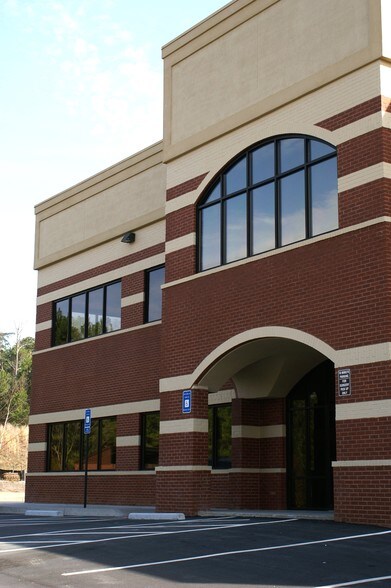 201 Kimberly Way, Canton, GA à louer - Photo de l’immeuble – Image 3 sur 18