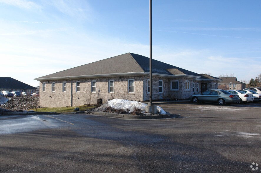 865 S Cedar St, Mason, MI à vendre - Photo de l’immeuble – Image 3 sur 3