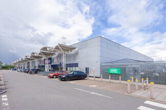 Plus de détails pour 5 Race Meadows Way, Kempston - Local commercial à louer