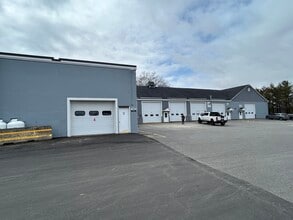 43 Harrys Dr, Brunswick, ME à louer Photo intérieure– Image 2 sur 9