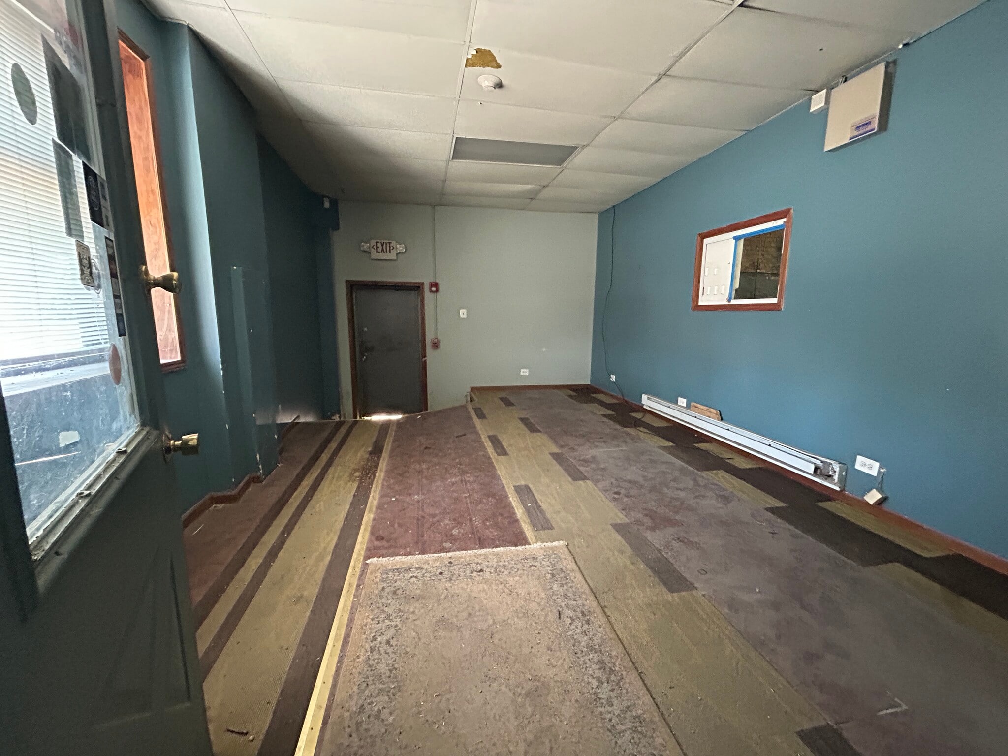 27-31 E Park Ave, Villa Park, IL à louer Photo intérieure– Image 1 sur 3