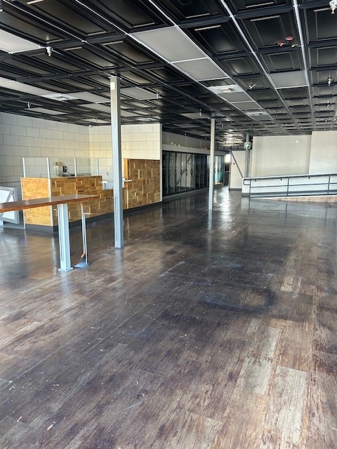 611 S Palm Canyon Dr, Palm Springs, CA à louer Photo intérieure– Image 1 sur 5