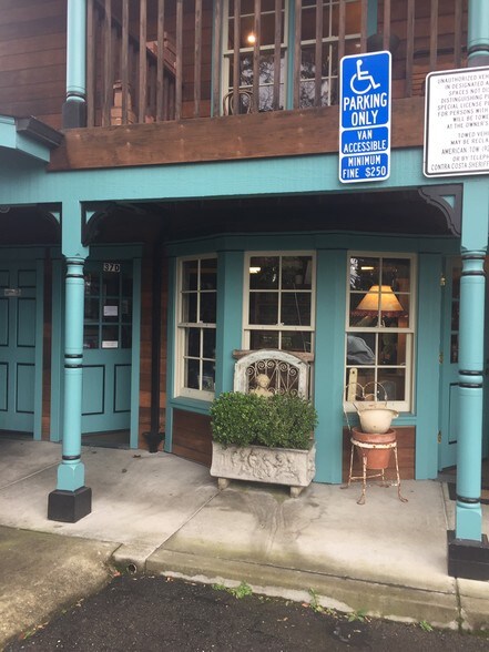 37 Alamo Sq, Alamo, CA à vendre - Photo de l’immeuble – Image 2 sur 50