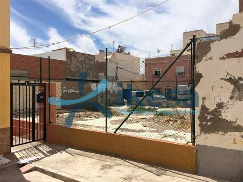 Terrain dans Almería, Almería à vendre - Photo de l’immeuble – Image 2 sur 4