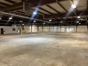 49 Industrial Park Rd, Keeseville, NY à louer Photo intérieure– Image 2 sur 6