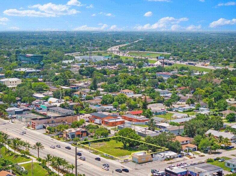 524 N State Road 7, Hollywood, FL à vendre - Photo de l’immeuble – Image 3 sur 5