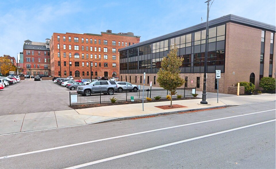 150 E Mound St, Columbus, OH à louer - Photo de l’immeuble – Image 3 sur 20