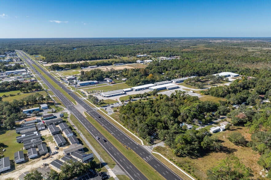 8809 W River Glen Ct, Homosassa, FL à vendre - Aérien – Image 2 sur 4