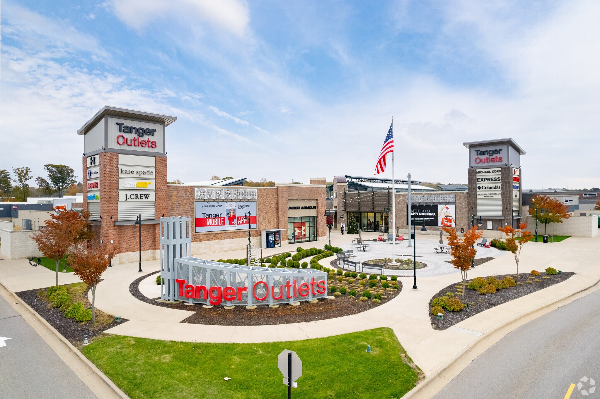 350 84th St SW, Byron Center, MI à louer Photo de l’immeuble– Image 1 sur 7