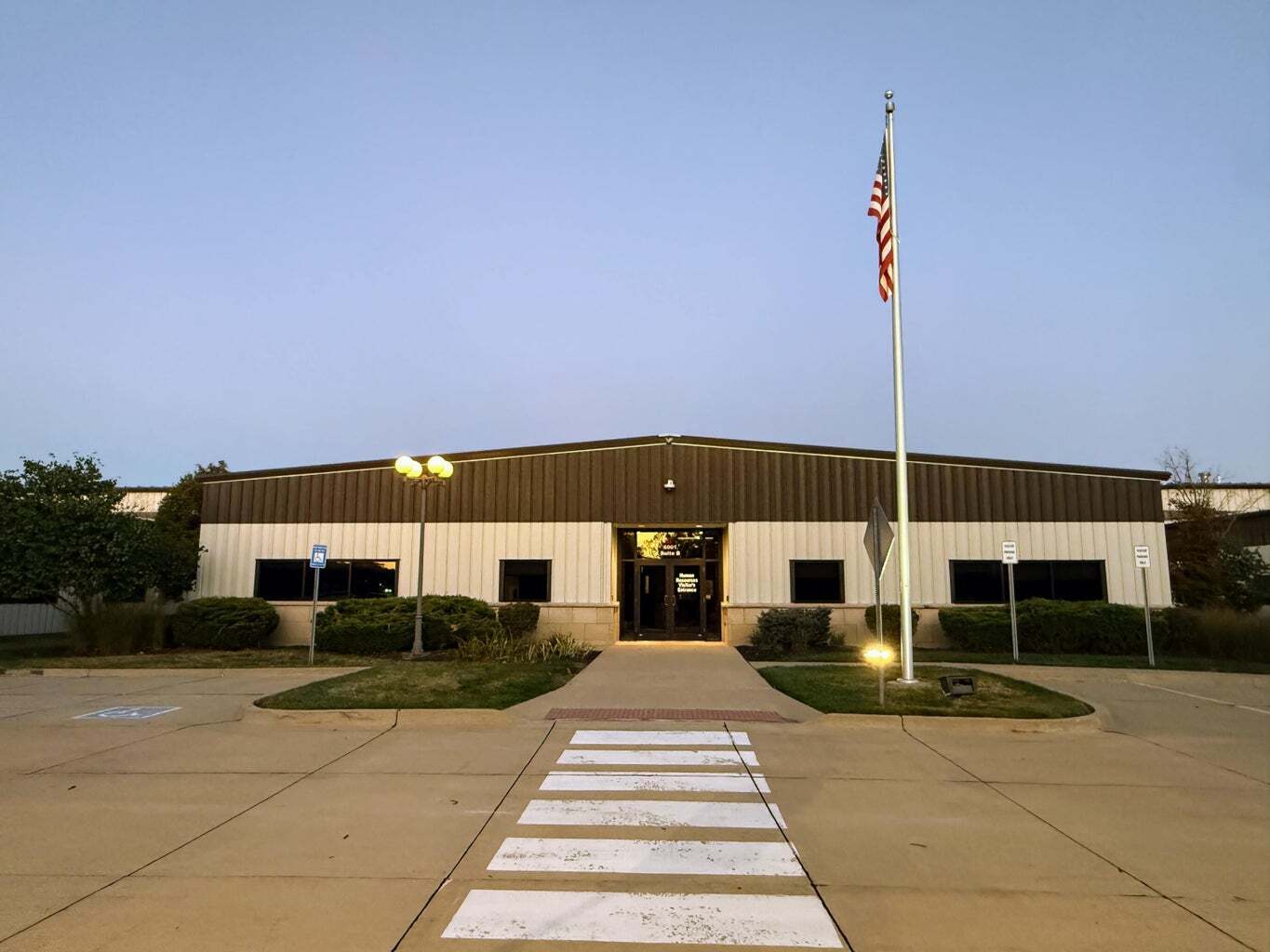 6001 W Van Horn Tavern Rd, Columbia, MO à louer Photo principale– Image 1 sur 35