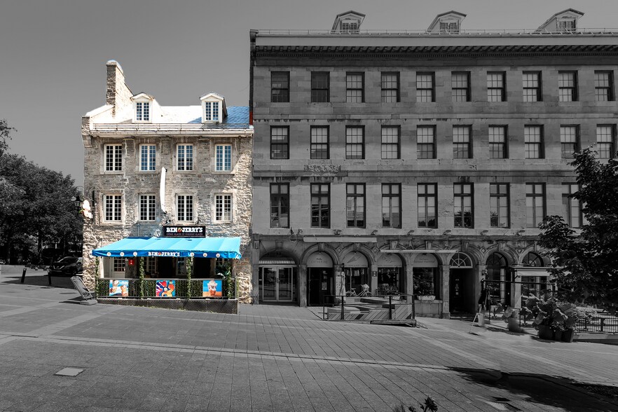 431-433 Pl Jacques-Cartier, Montréal, QC à louer - Photo de l’immeuble – Image 1 sur 17