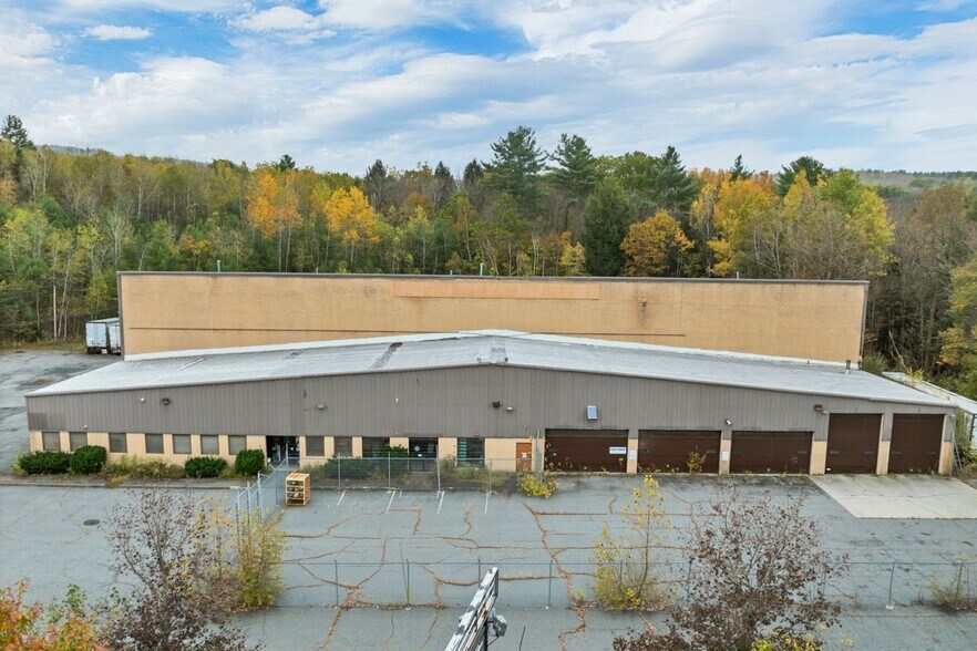 326 Dartmouth College Hwy, Lebanon, NH à vendre - Photo de l’immeuble – Image 2 sur 15