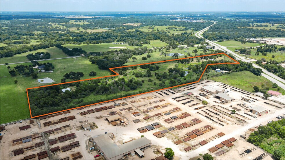 7790 W SH 21, Bryan, TX à vendre - Photo de l’immeuble – Image 3 sur 8