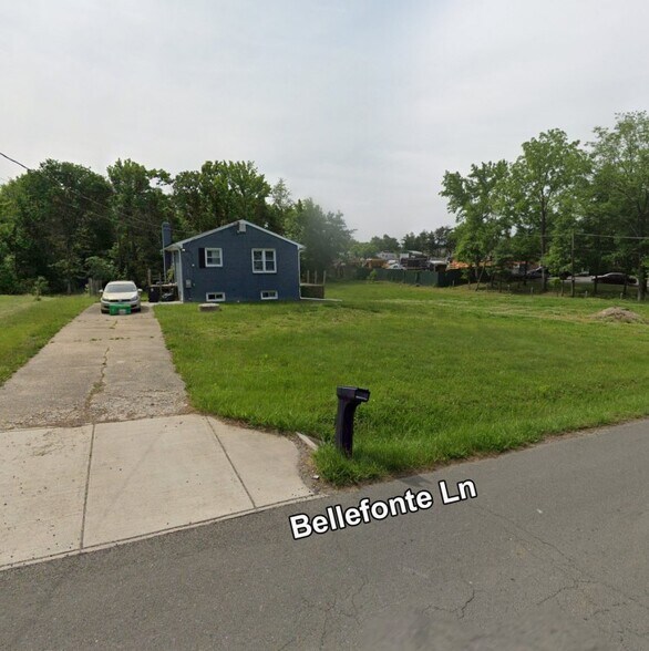 8005 Bellefonte Ln, Clinton, MD à louer - Photo de l’immeuble – Image 2 sur 7