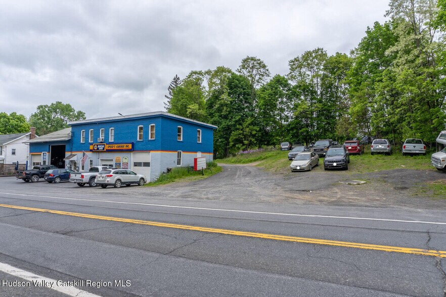 753 Route 217, Hudson, NY à vendre - Photo de l’immeuble – Image 2 sur 8