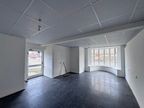 20-20B West St, Swansea à louer Photo intérieure– Image 1 sur 8