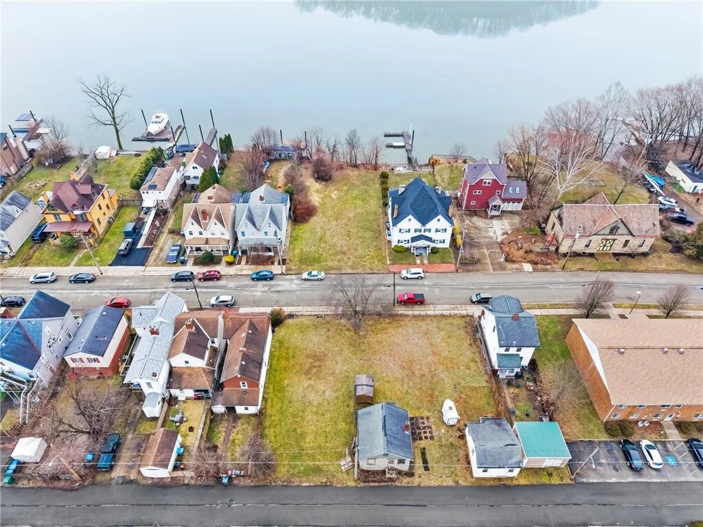 532 Penn St, Verona, PA à vendre Photo de l’immeuble– Image 1 sur 2