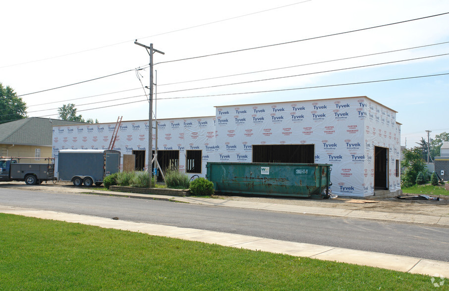 4440 N Prospect Ave, Peoria Heights, IL à louer - Photo de l’immeuble – Image 3 sur 6