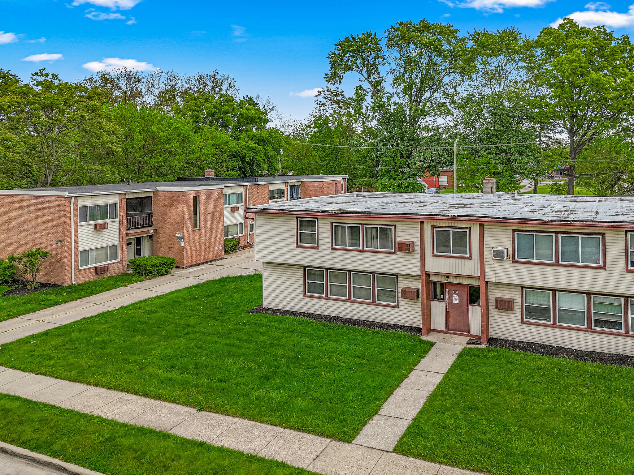 5701-5707 Woodward St, Wayne, MI à vendre Photo de l’immeuble– Image 1 sur 28