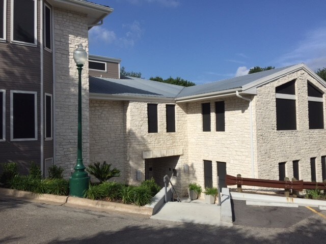 1015 Beecave Woods, Rollingwood, TX à louer - Photo de l’immeuble – Image 3 sur 5