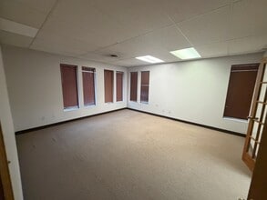 6055 Lehman Dr, Colorado Springs, CO à louer Photo intérieure– Image 1 sur 4