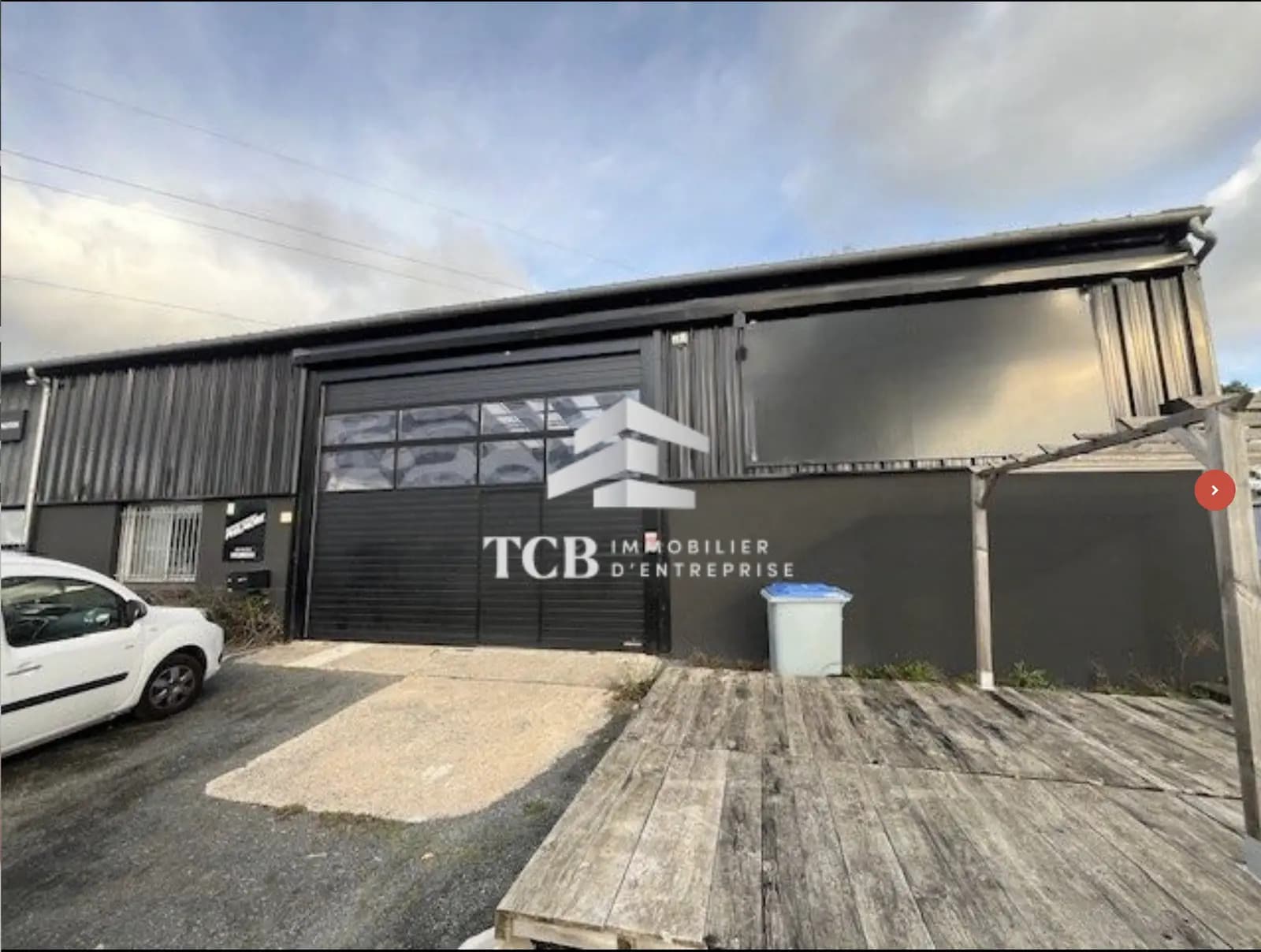 Local d’activités dans La Chapelle-sur-Erdre à louer Photo de l’immeuble– Image 1 sur 6