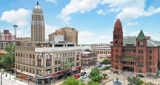 Plus de détails pour 126 E Main Plz, San Antonio, TX - Logement à vendre