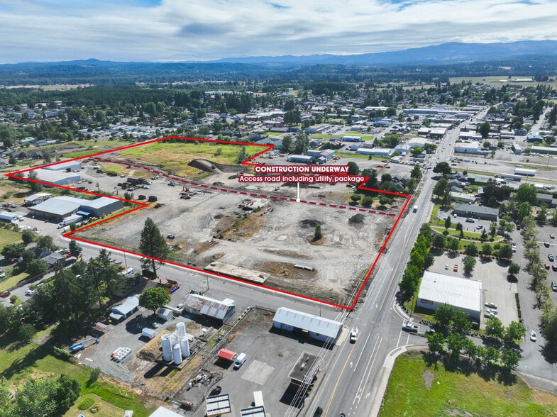 545 W Main St, Molalla, OR à vendre - Aérien – Image 2 sur 6