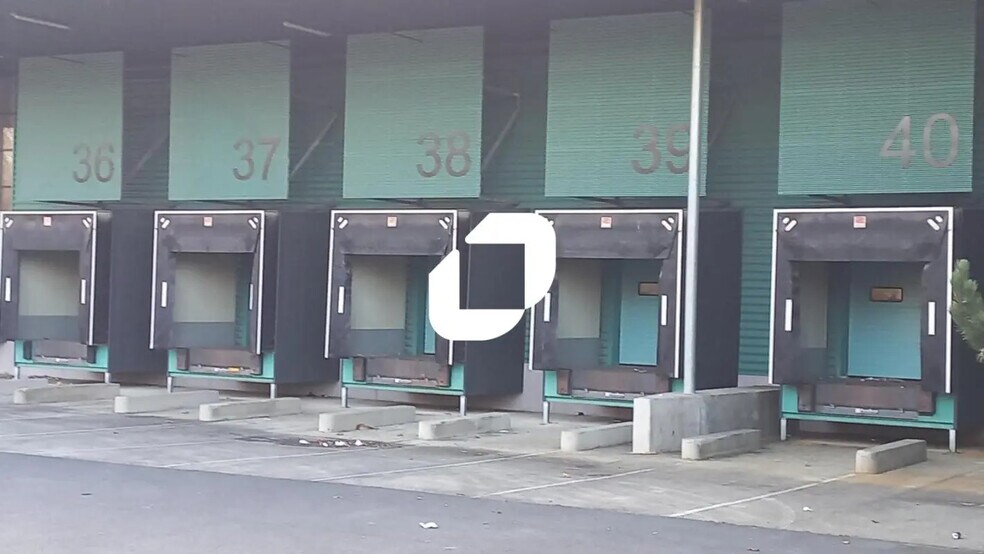 Local d’activités dans Marly-la-Ville à louer - Photo de l’immeuble – Image 3 sur 4