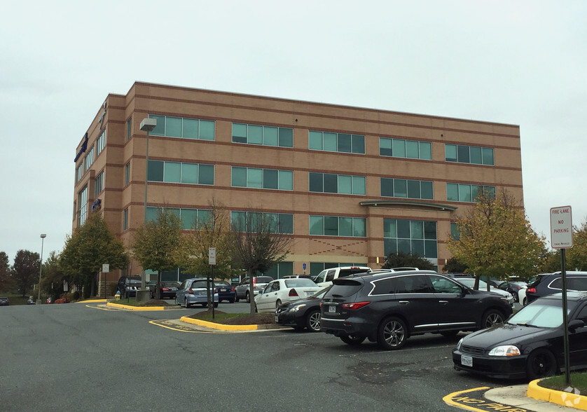 125 Woodstream Blvd, Stafford, VA à louer - Photo de l’immeuble – Image 1 sur 3