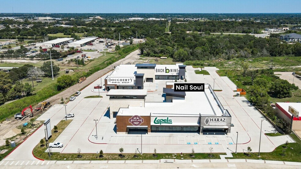 2709 Texas Ave, College Station, TX à louer - Photo de l’immeuble – Image 2 sur 21