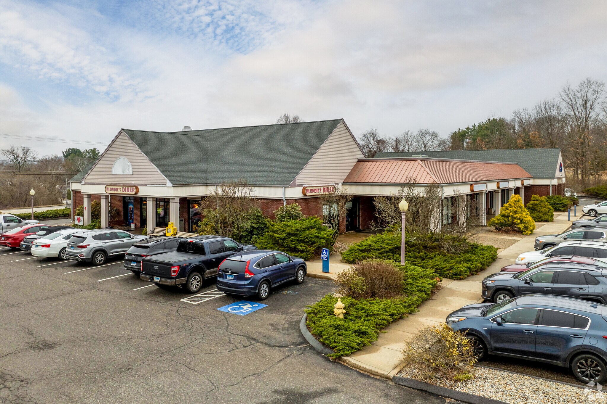 1681 W Main St, Willimantic, Ct, Willimantic, CT à vendre Photo principale– Image 1 sur 14