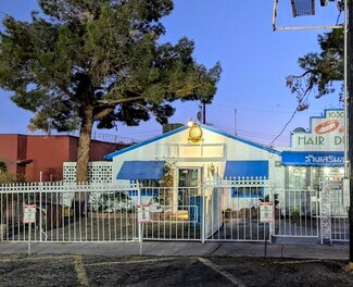 Plus de détails pour 1636-1638 E Charleston Blvd, Las Vegas, NV - Local commercial à vendre