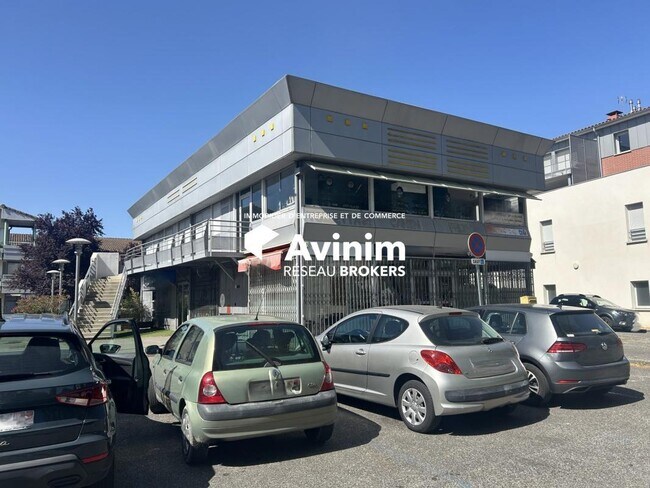 Plus de détails pour Local commercial à louer