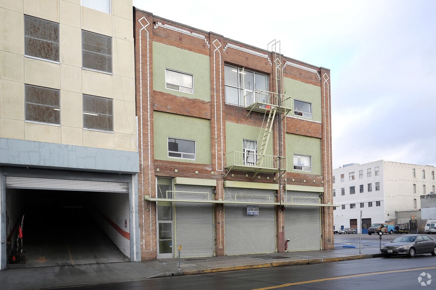 933 Wall St, Los Angeles, CA à louer - Photo de l’immeuble – Image 3 sur 11