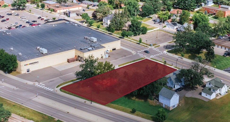 305 2nd Ave S, Sauk Rapids, MN à vendre - Photo de l’immeuble – Image 2 sur 4