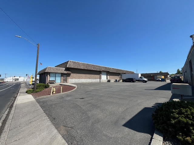 518 E 1st Ave, Kennewick, WA à vendre - Photo de l’immeuble – Image 3 sur 11