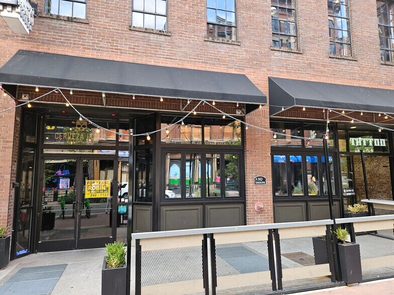 135 2nd Ave N, Nashville, TN à louer - Photo de l’immeuble – Image 2 sur 4