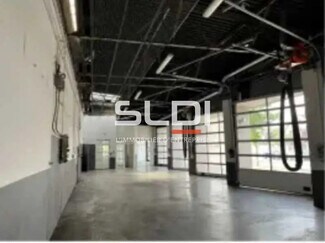 Plus de détails pour Bureau, Local d'activités à louer