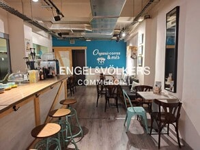 Local commercial dans Barcelone, Barcelona à louer Photo intérieure– Image 2 sur 12