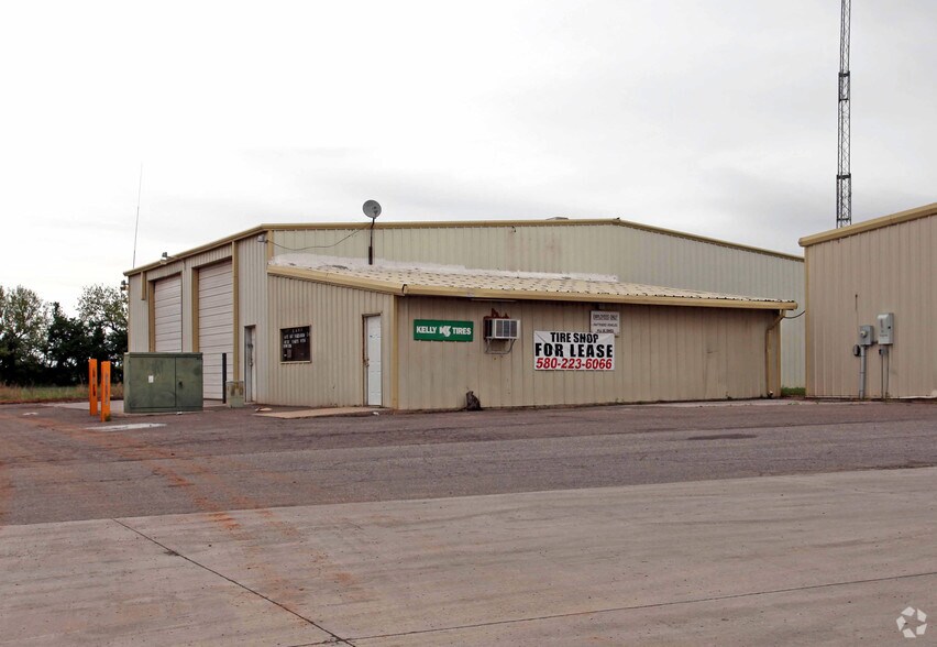 3210 W Grant Ave, Pauls Valley, OK à louer - Photo principale – Image 1 sur 2